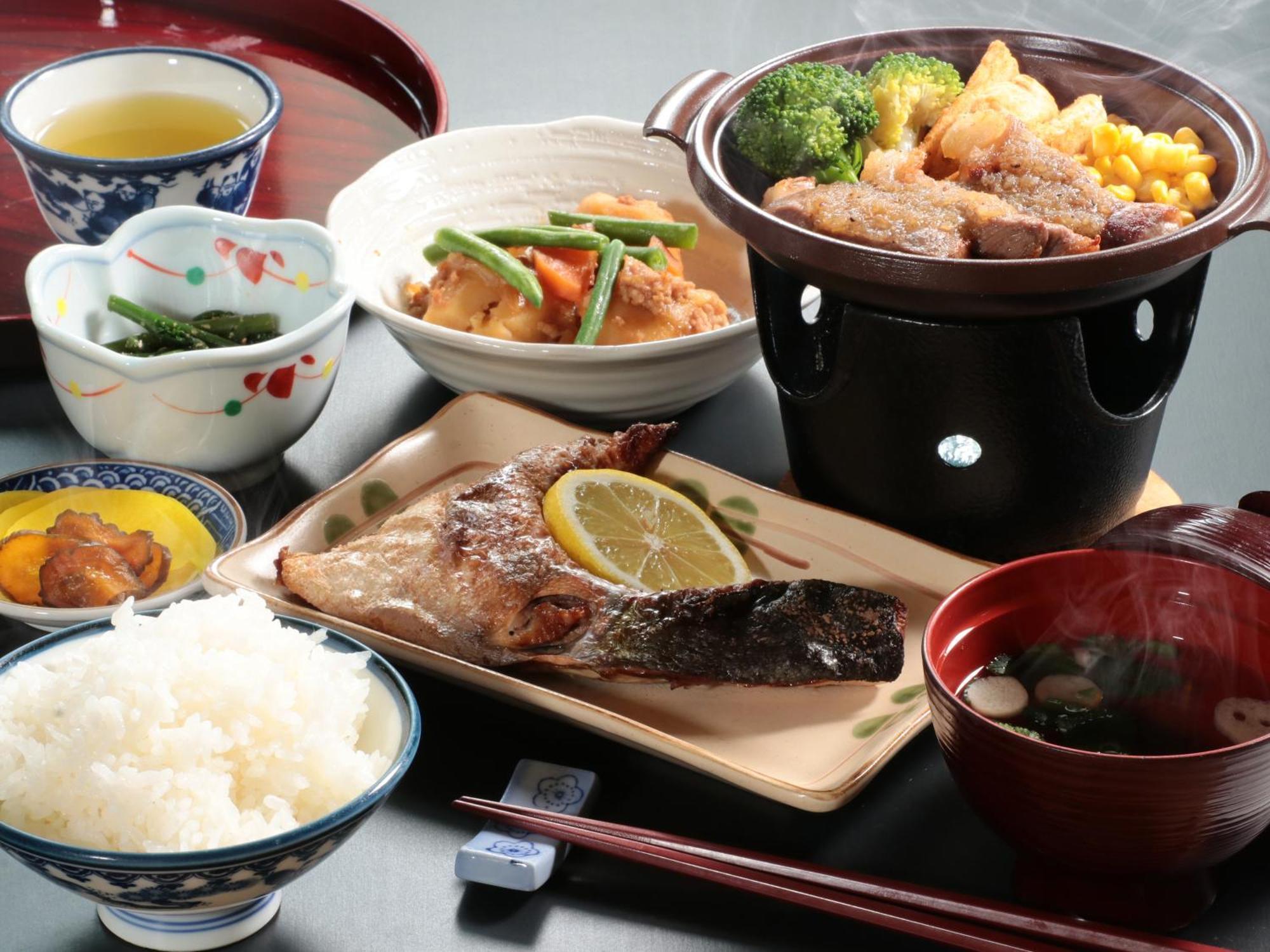 Business Ryokan Iroha Minokamo Экстерьер фото